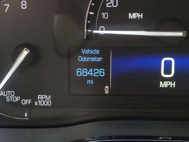 used 2018 Cadillac XT5 car, priced at $19,565