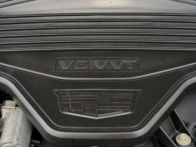 used 2018 Cadillac XT5 car, priced at $19,565