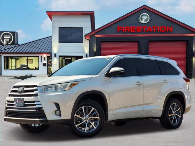 used 2018 Toyota Highlander car, priced at $24,795