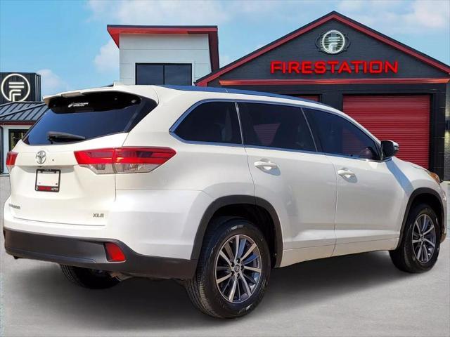 used 2018 Toyota Highlander car, priced at $24,795