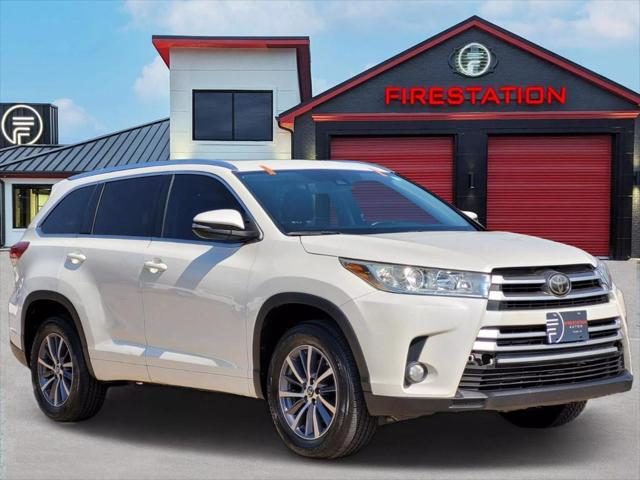 used 2018 Toyota Highlander car, priced at $24,795