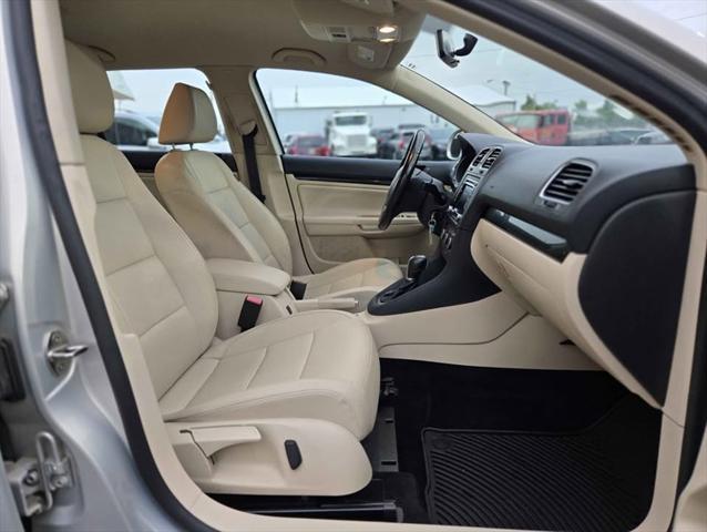 used 2012 Volkswagen Jetta SportWagen car, priced at $8,595