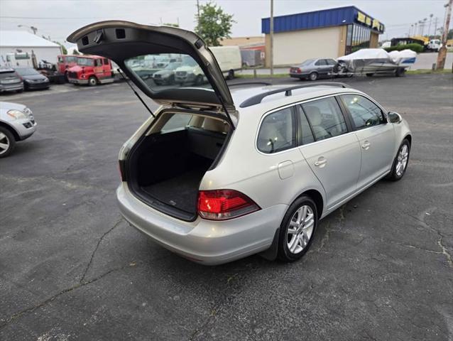 used 2012 Volkswagen Jetta SportWagen car, priced at $8,595