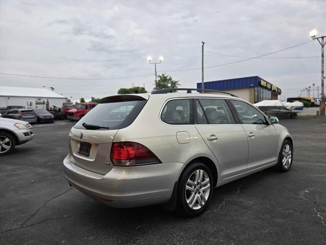 used 2012 Volkswagen Jetta SportWagen car, priced at $8,595