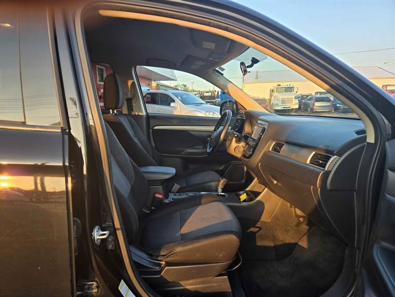 used 2014 Mitsubishi Outlander car, priced at $5,595