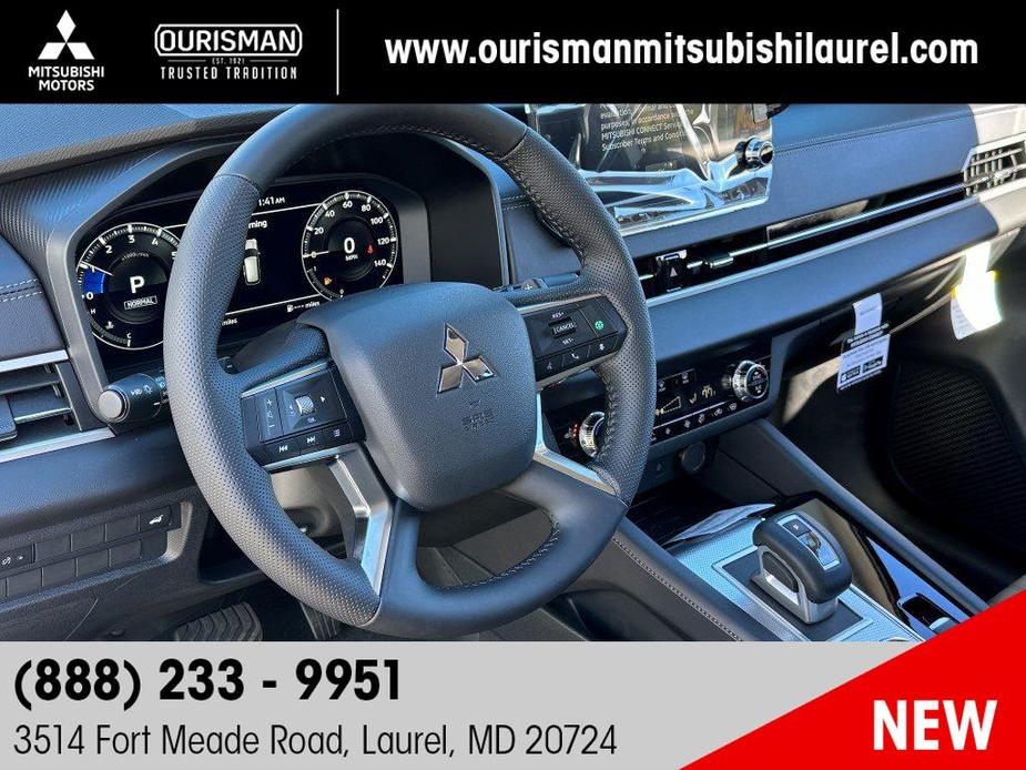 new 2024 Mitsubishi Outlander car, priced at $38,135