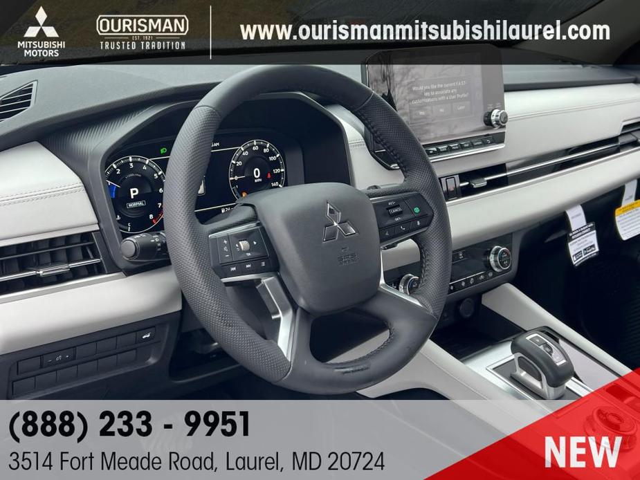 new 2024 Mitsubishi Outlander car, priced at $37,501