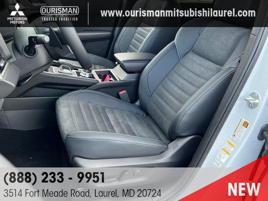 new 2024 Mitsubishi Outlander car, priced at $35,495