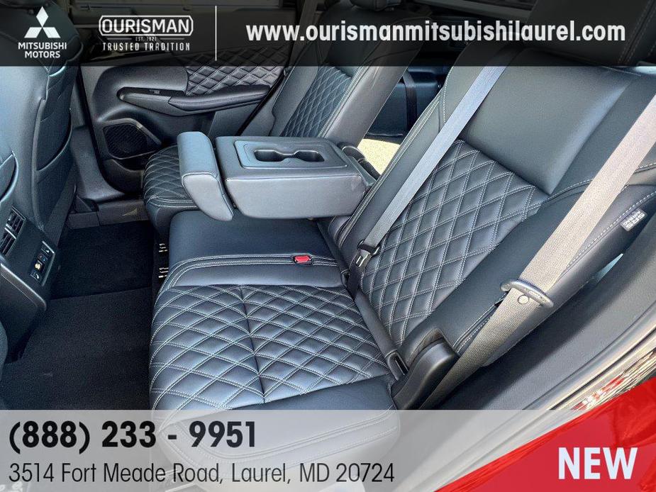 new 2024 Mitsubishi Outlander car, priced at $38,135