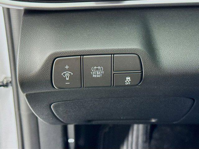 new 2025 Hyundai ELANTRA HEV car, priced at $25,434