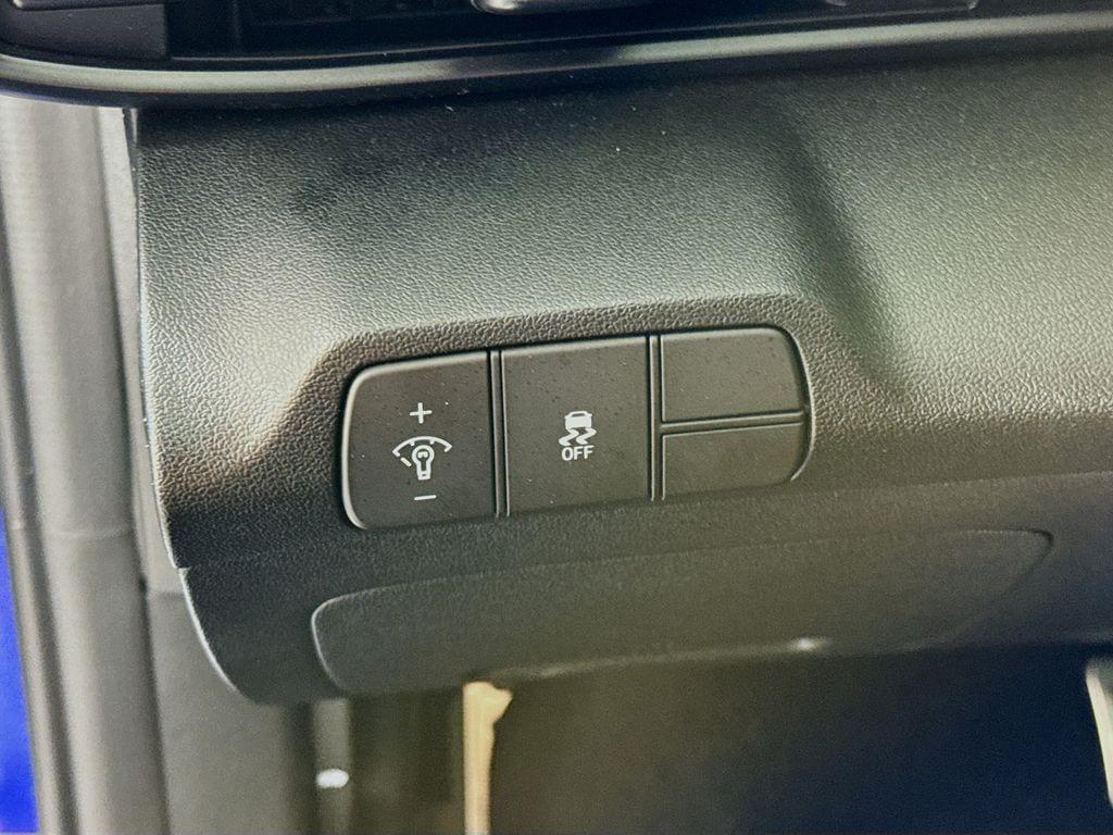 used 2025 Hyundai Elantra car, priced at $21,959