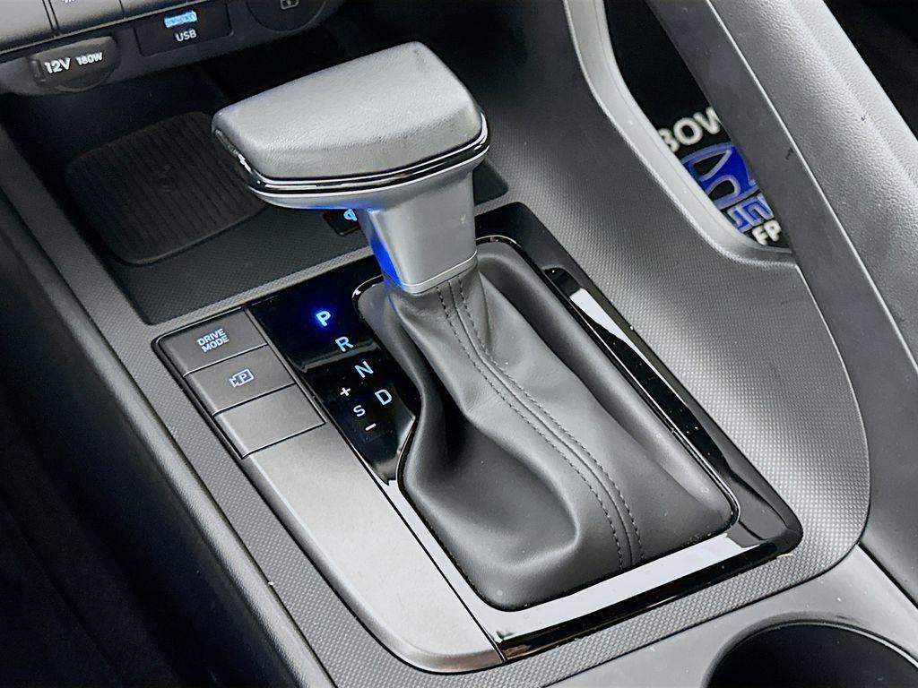 used 2025 Hyundai Elantra car, priced at $21,959