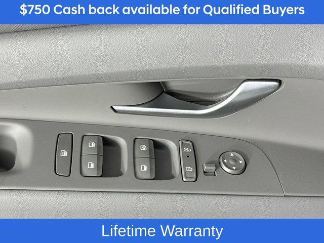 new 2025 Hyundai Elantra car, priced at $24,036