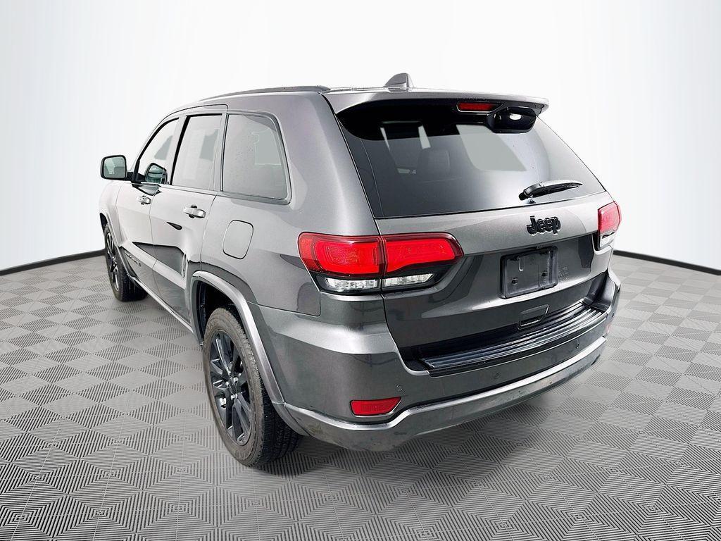 used 2018 Jeep Grand Cherokee car, priced at $15,213