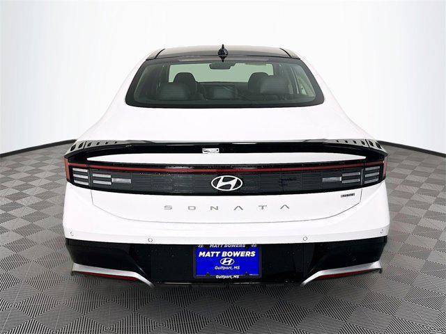 new 2025 Hyundai Sonata Hybrid car, priced at $37,744