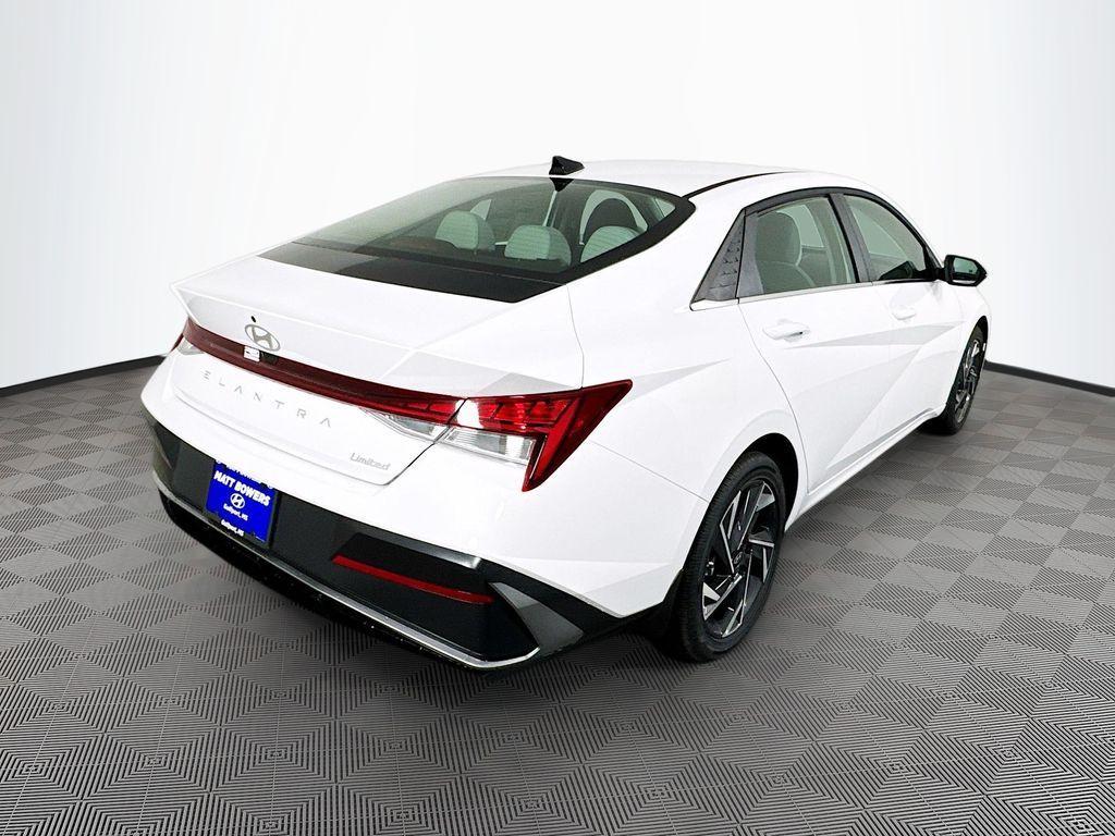 new 2025 Hyundai Elantra car, priced at $26,659