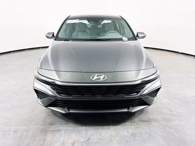 new 2025 Hyundai Elantra car, priced at $22,111