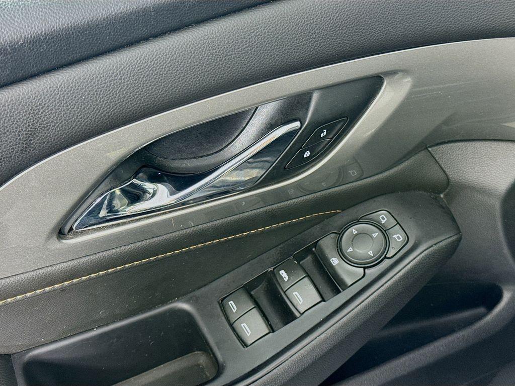 used 2018 Chevrolet Traverse car, priced at $11,570