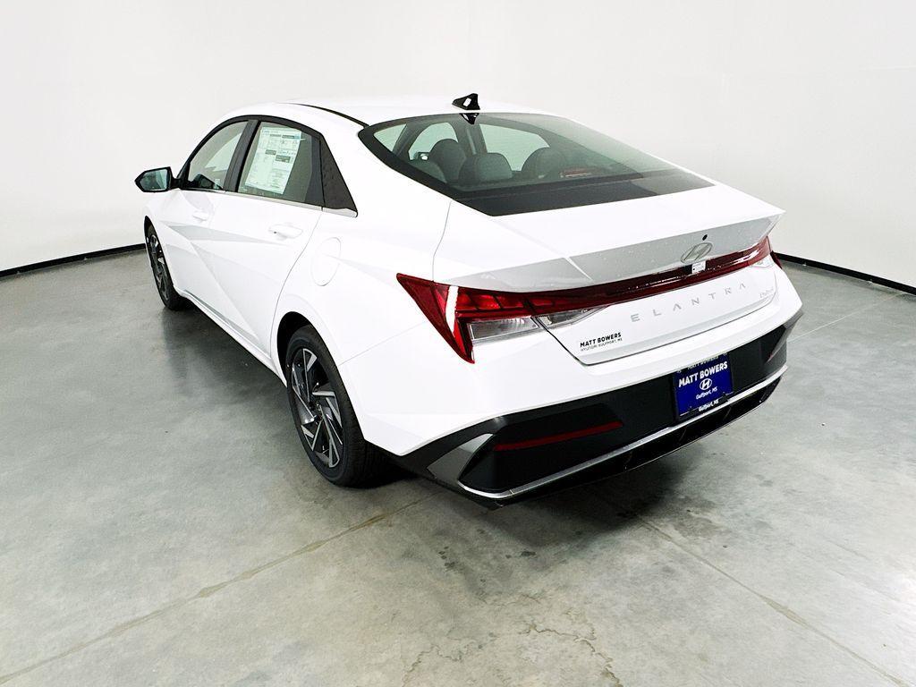 new 2025 Hyundai Elantra car, priced at $26,780