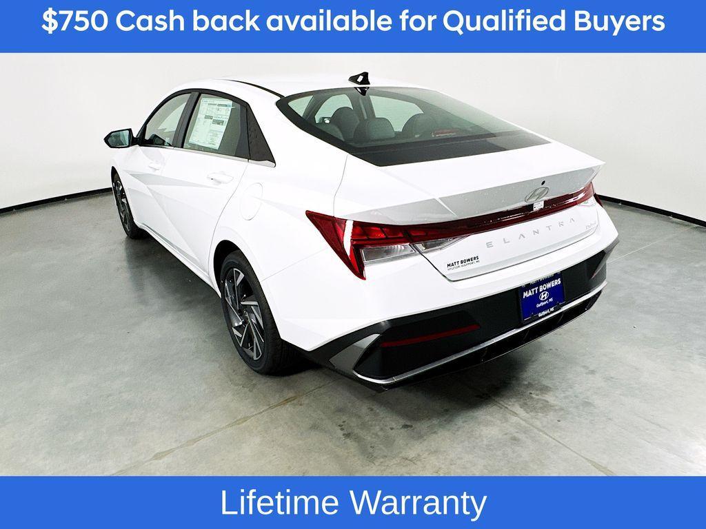 new 2025 Hyundai Elantra car, priced at $26,159