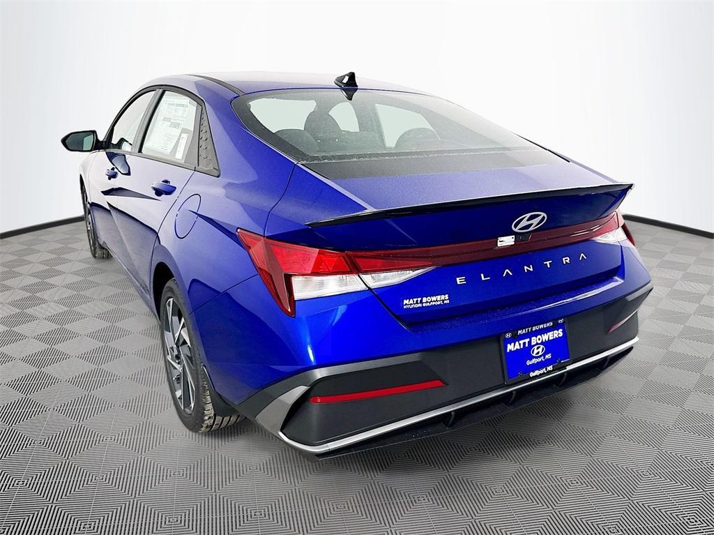 new 2025 Hyundai Elantra car, priced at $19,295