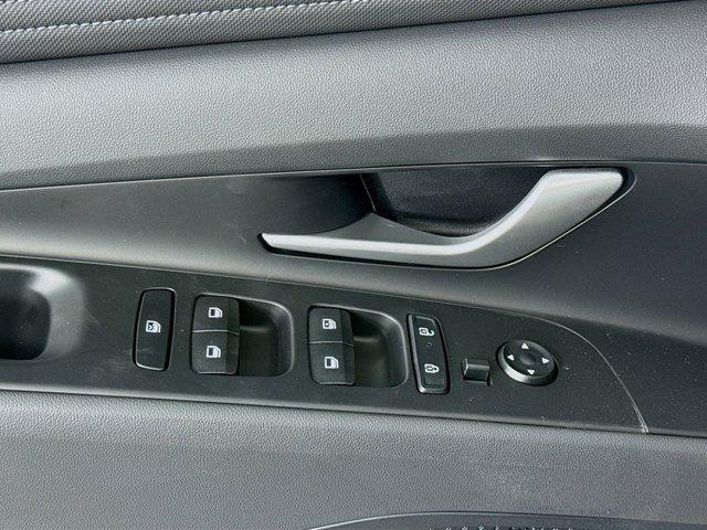 new 2025 Hyundai Elantra car, priced at $26,300