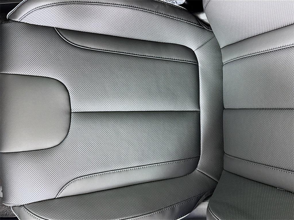 new 2025 Hyundai Palisade car, priced at $43,677