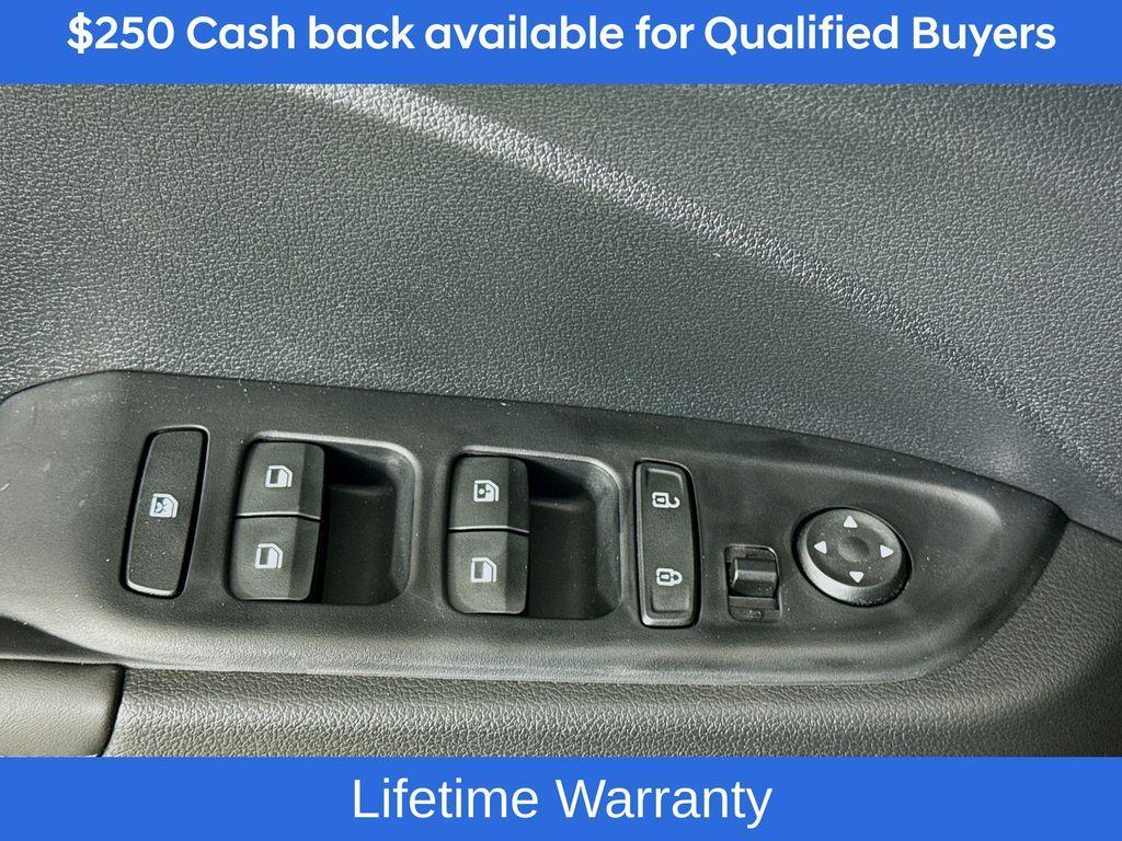 new 2025 Hyundai Venue car, priced at $23,387