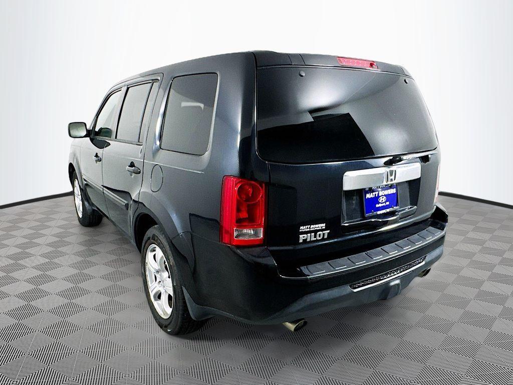 used 2015 Honda Pilot car, priced at $9,399