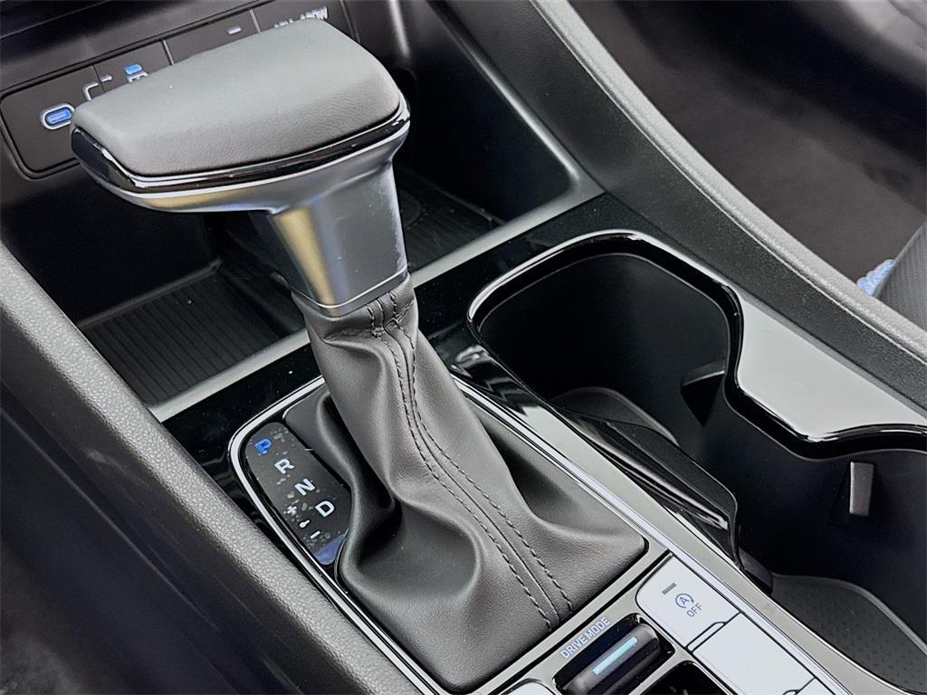 new 2025 Hyundai Tucson car, priced at $32,054