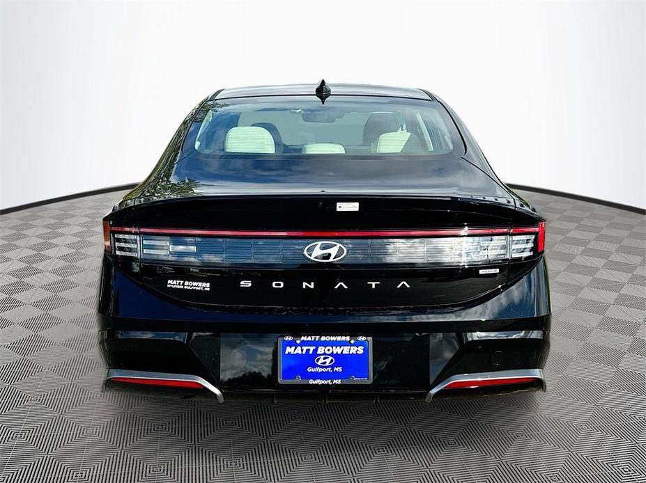 new 2025 Hyundai Sonata Hybrid car, priced at $30,695