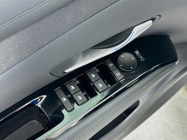 used 2025 Hyundai SANTA CRUZ car, priced at $28,651