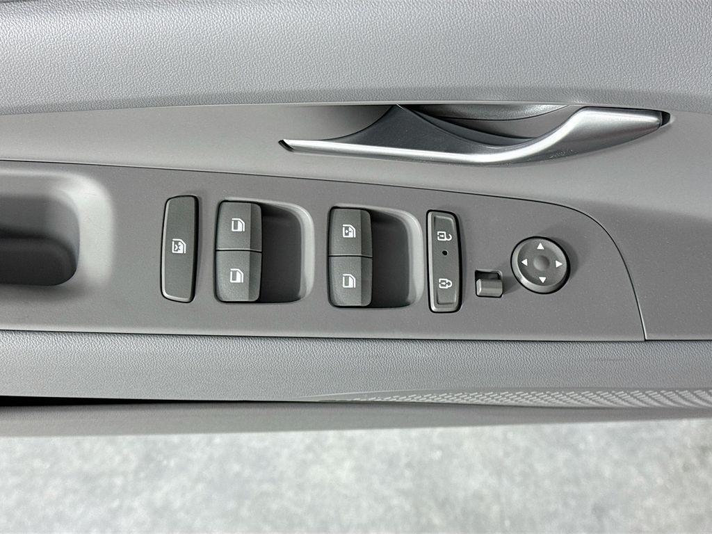 new 2025 Hyundai Elantra car, priced at $25,748