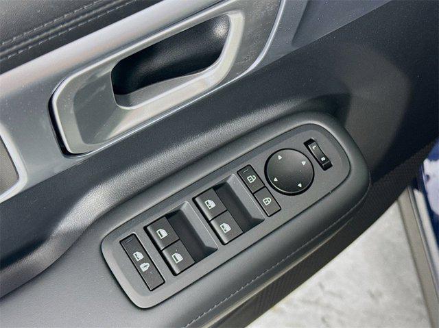new 2025 Hyundai Santa Fe car, priced at $35,301