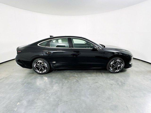 new 2025 Hyundai Sonata car, priced at $30,325