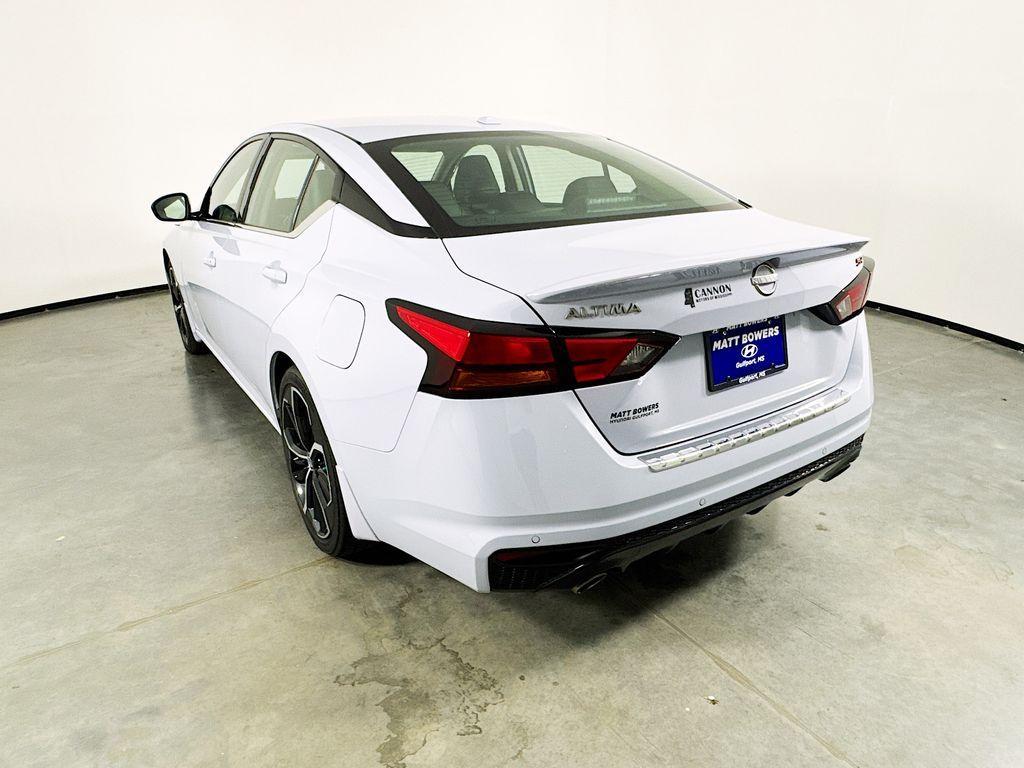 used 2023 Nissan Altima car, priced at $23,074