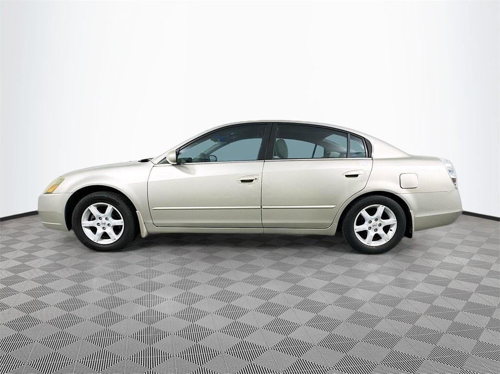 used 2006 Nissan Altima car, priced at $10,287