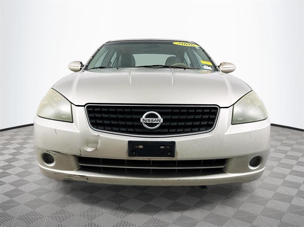 used 2006 Nissan Altima car, priced at $10,287