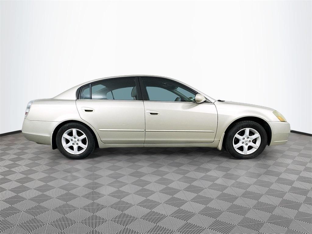 used 2006 Nissan Altima car, priced at $10,287