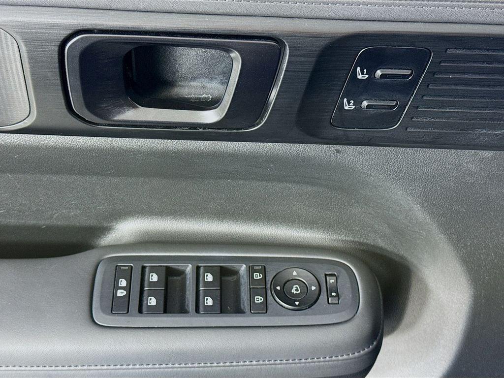 used 2024 Hyundai Santa Fe car, priced at $34,884