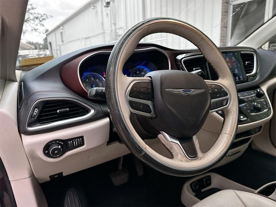 used 2020 Chrysler Pacifica car, priced at $18,444