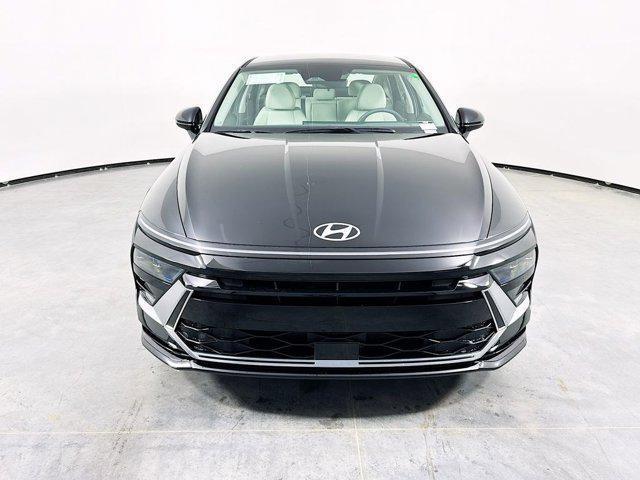 new 2025 Hyundai Sonata Hybrid car, priced at $29,932