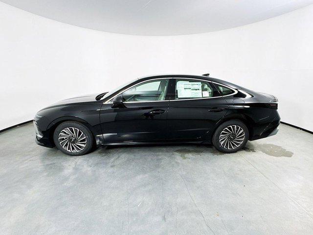 new 2025 Hyundai Sonata Hybrid car, priced at $29,932