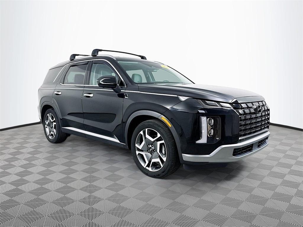 used 2023 Hyundai Palisade car, priced at $36,888