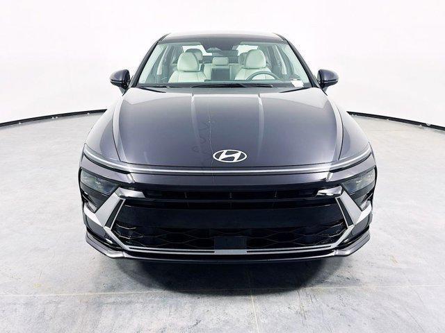 new 2025 Hyundai Sonata Hybrid car, priced at $29,939