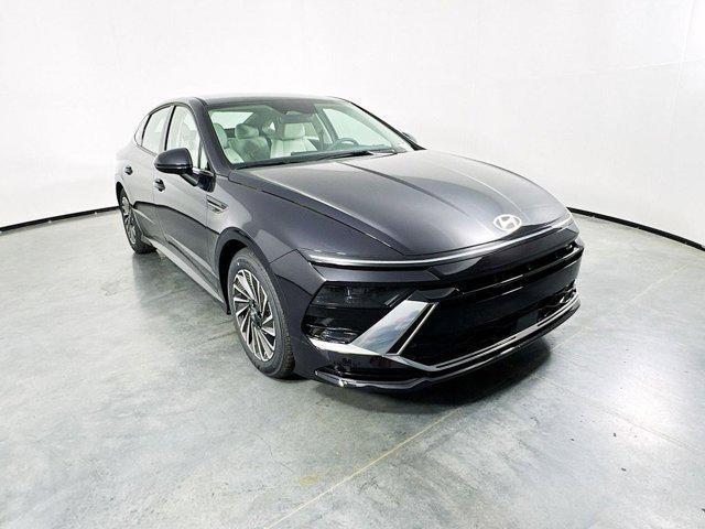 new 2025 Hyundai Sonata Hybrid car, priced at $29,939