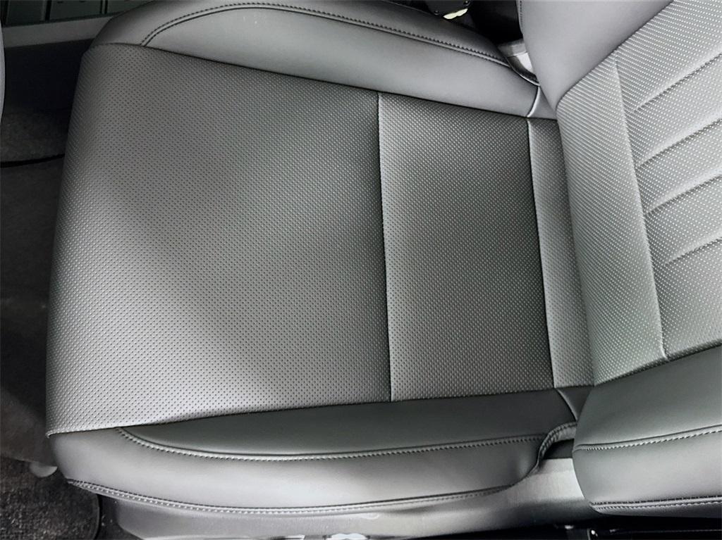 new 2025 Hyundai Santa Fe car, priced at $39,852