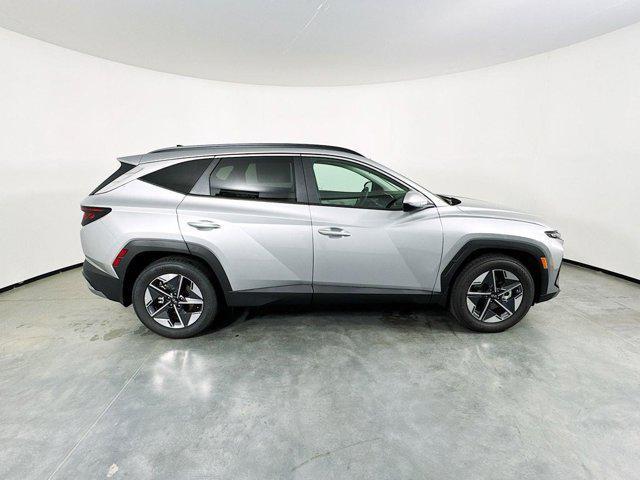 new 2025 Hyundai Tucson car, priced at $30,001