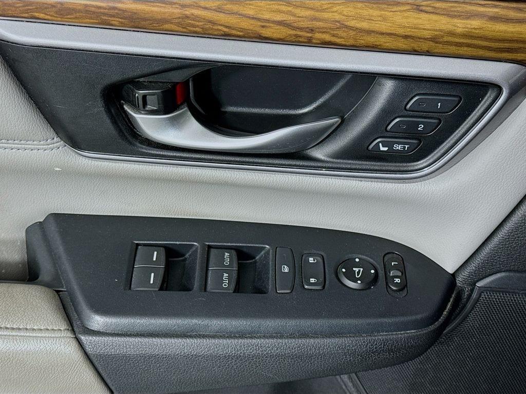 used 2017 Honda CR-V car, priced at $14,816
