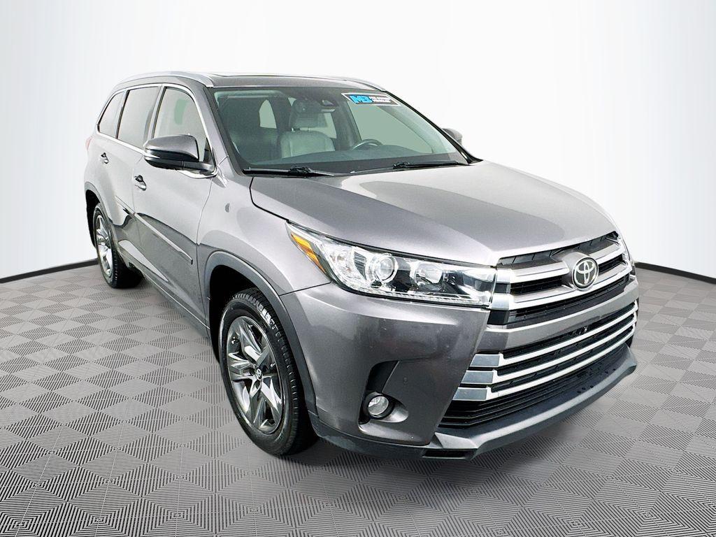 used 2018 Toyota Highlander car, priced at $23,994